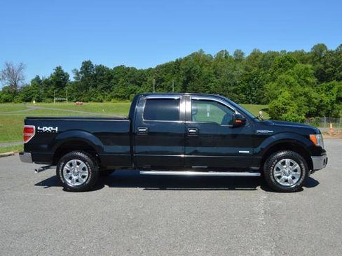Used 2011 Ford F150 XLT w/ XLT Chrome Pkg AWD/4WD image 4