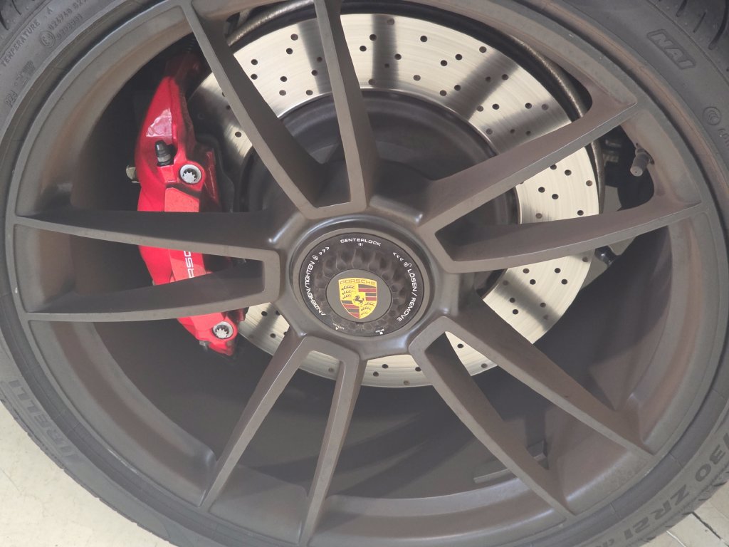 Certified 2024 Porsche 911 Carrera 4 GTS AWD/4WD image 10