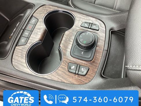 Used 2023 GMC Acadia Denali w/ Denali Ultimate Package AWD/4WD image 38