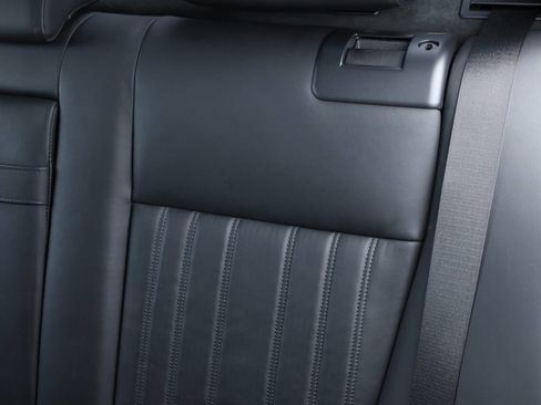 Used 2003 BMW M5 image 87