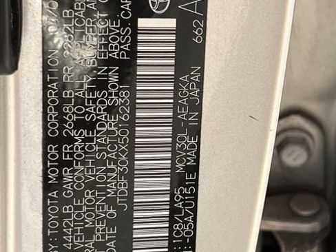 Used 2005 Toyota Camry LE image 27