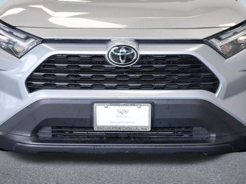 Used 2024 Toyota RAV4 XLE w/ Convenience Package AWD/4WD image 11