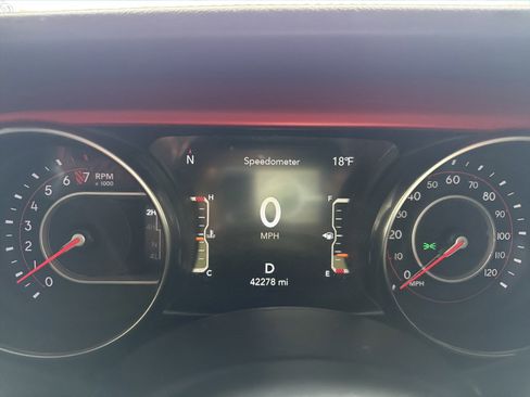 Used 2022 Jeep Gladiator Rubicon w/ Cold Weather Group image 20