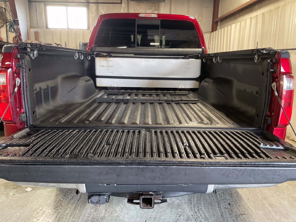 Used 2016 Ford F250 Lariat w/ Chrome Package AWD/4WD image 23