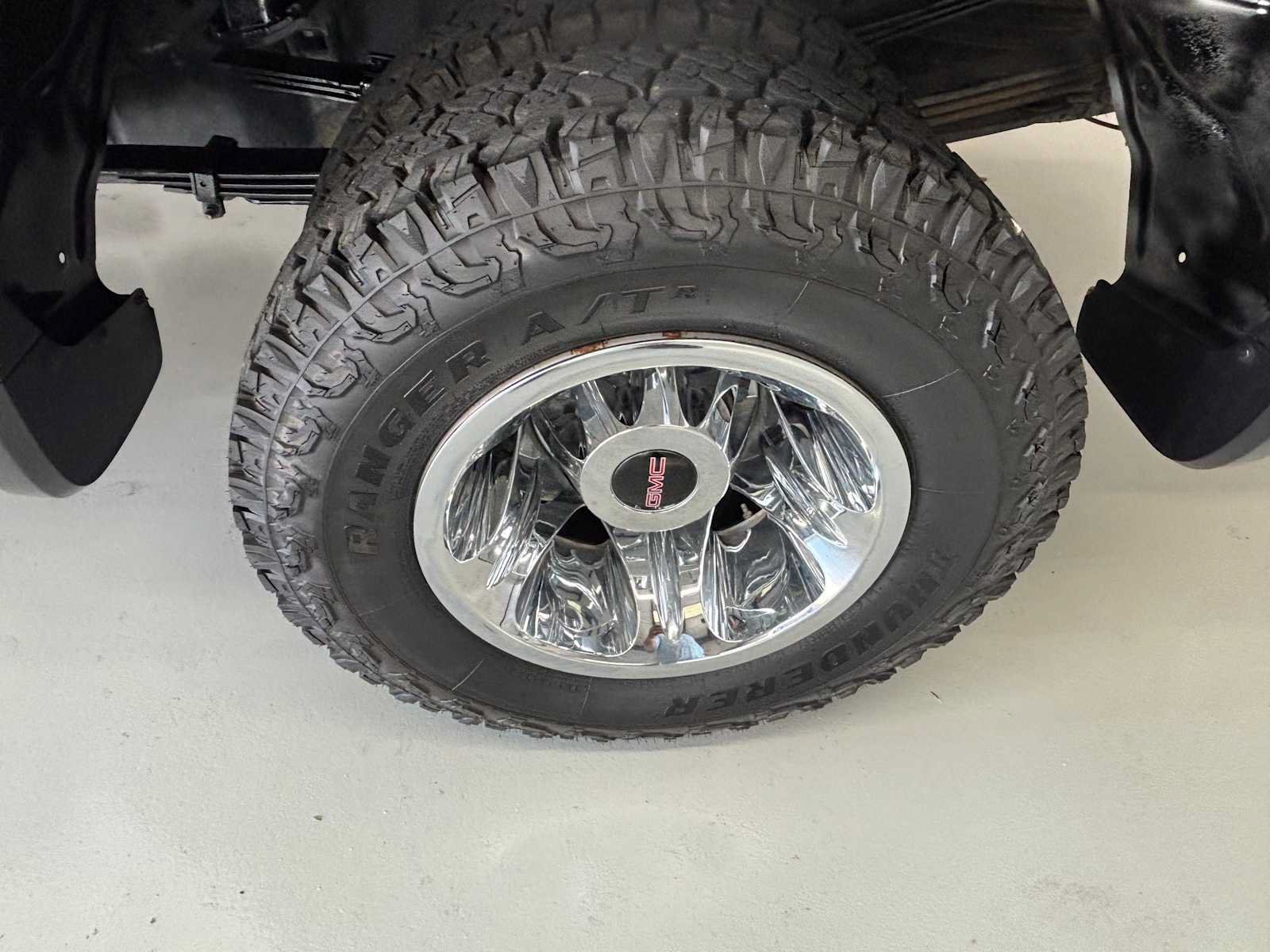 Used 2023 GMC Sierra 3500 SLE AWD/4WD image 5