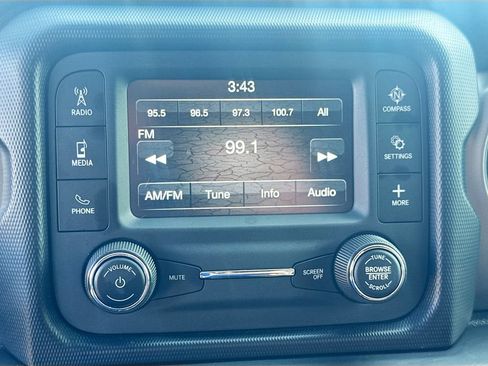 Used 2019 Jeep Wrangler Sport AWD/4WD image 15
