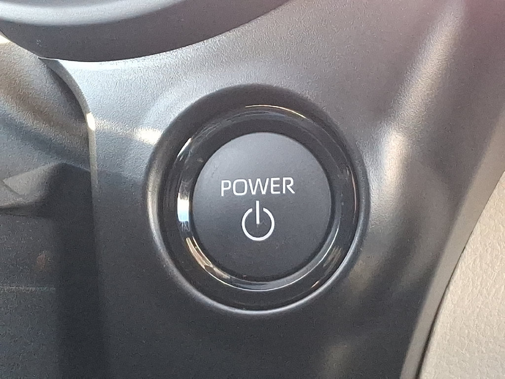 Used 2026 Toyota Sienna Limited FWD image 29
