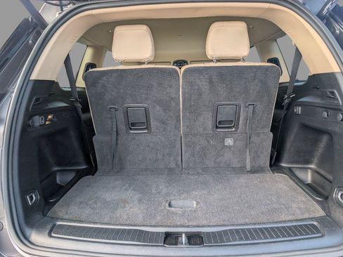 Used 2021 Jeep Grand Cherokee L Limited AWD/4WD image 5