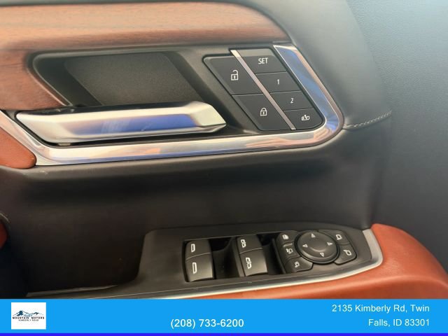 Used 2024 GMC Sierra 3500 Denali Ultimate AWD/4WD image 12