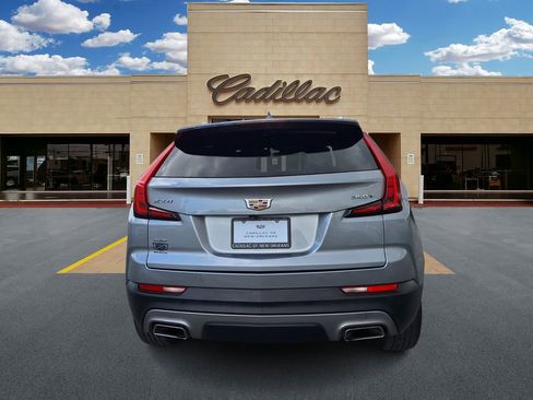 Used 2023 Cadillac XT4 Premium Luxury image 5