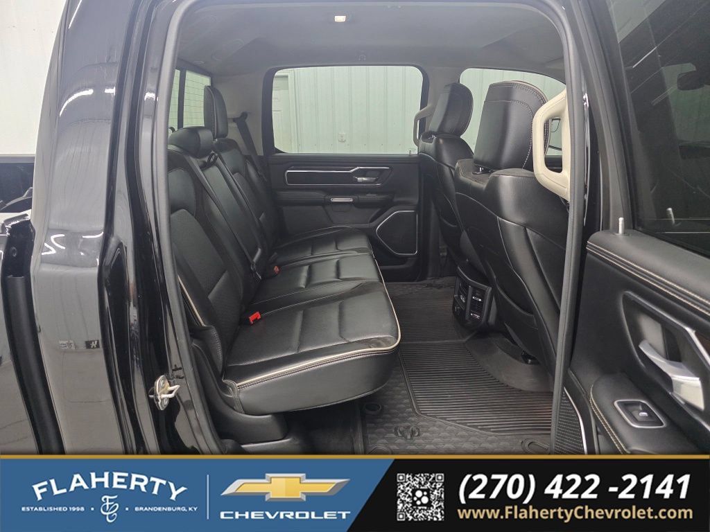 Used 2022 RAM 1500 Laramie AWD/4WD image 12