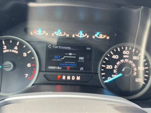 Used 2019 Ford F150 XLT w/ Equipment Group 302A Luxury AWD/4WD image 19