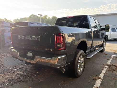 Used 2026 RAM 2500 Big Horn AWD/4WD image 4