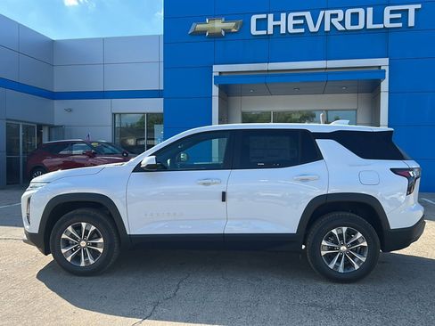 New 2026 Chevrolet Equinox LT w/ Convenience Package II AWD/4WD image 7