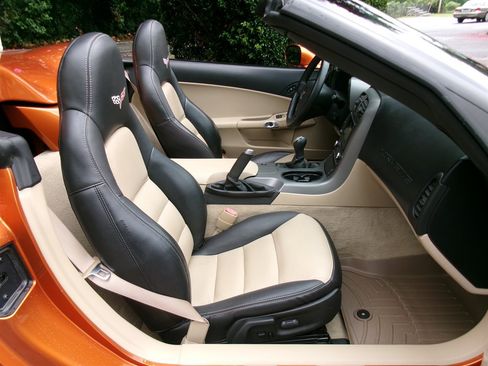 Used 2007 Chevrolet Corvette Convertible w/ Preferred Equipment Group RWD image 20