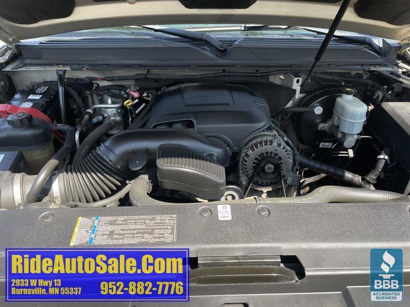 Used 2008 Chevrolet Tahoe LTZ w/ LTZ Preferred Equipment Group AWD/4WD image 24