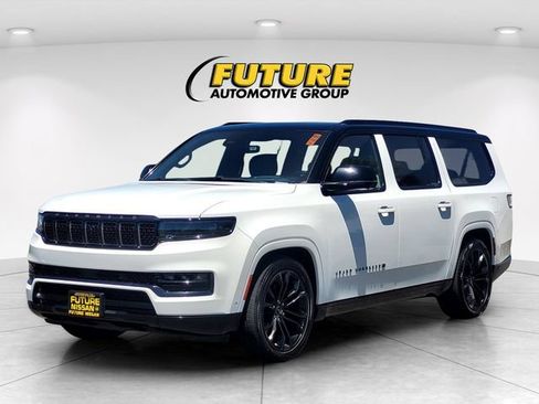 Used 2024 Jeep Grand Wagoneer L Series II w/ Quick Order Packagew 28T AWD/4WD image 8