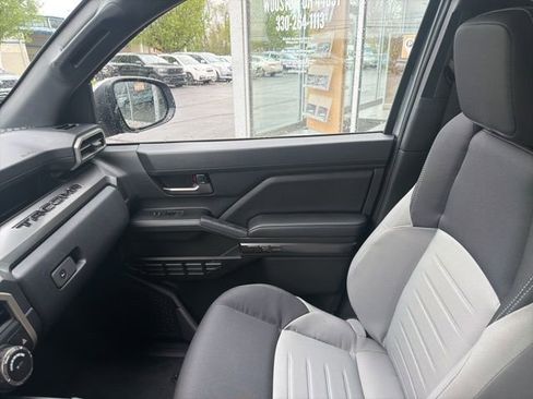 New 2026 Toyota Tacoma TRD Sport AWD/4WD image 41