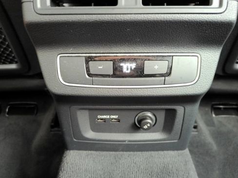 Used 2023 Audi Q5 2.0T Premium Plus w/ Premium Plus Package AWD/4WD image 31