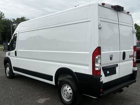 Used 2020 RAM ProMaster 2500 FWD image 3