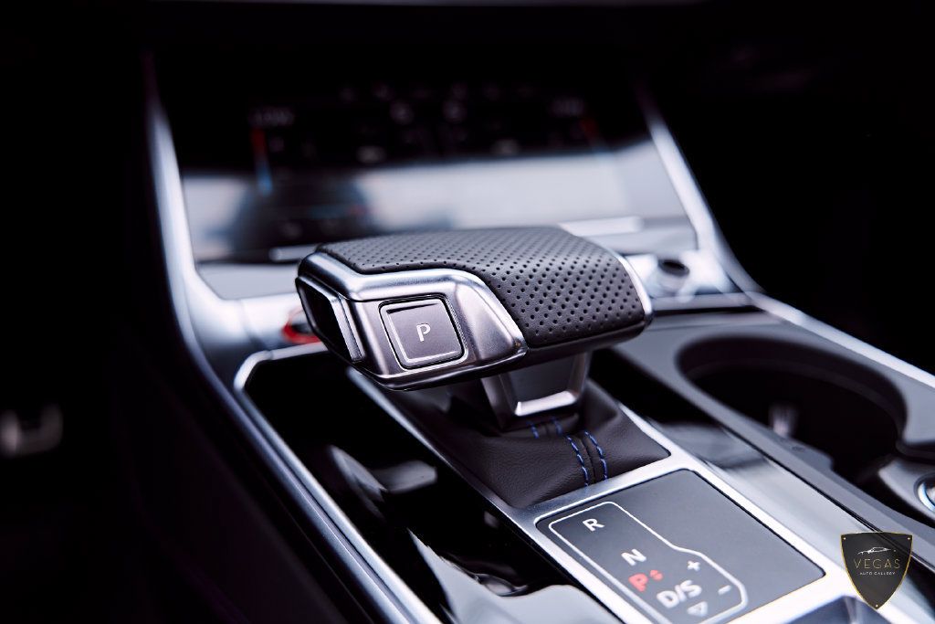 Used 2025 Audi RS 7 Performance AWD/4WD image 90