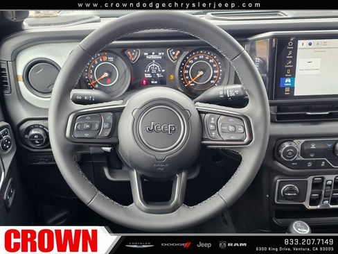 New 2026 Jeep Gladiator Sport AWD/4WD image 12