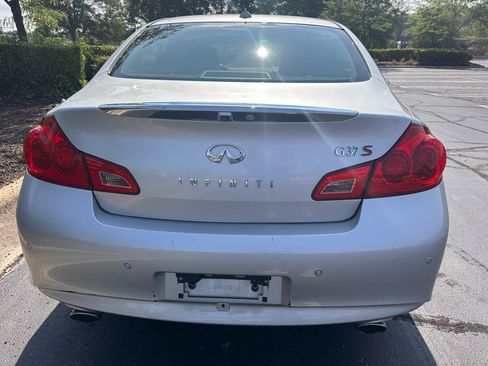 Used 2012 INFINITI G37 Sport RWD image 8