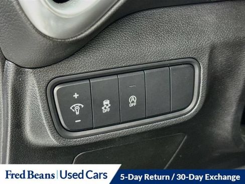 Used 2024 Kia Soul LX w/ Option Group 015 FWD image 15