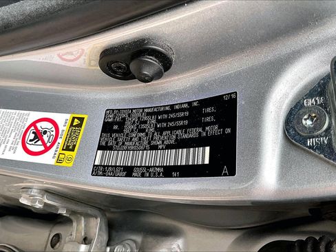 Used 2017 Toyota Highlander SE AWD/4WD image 37