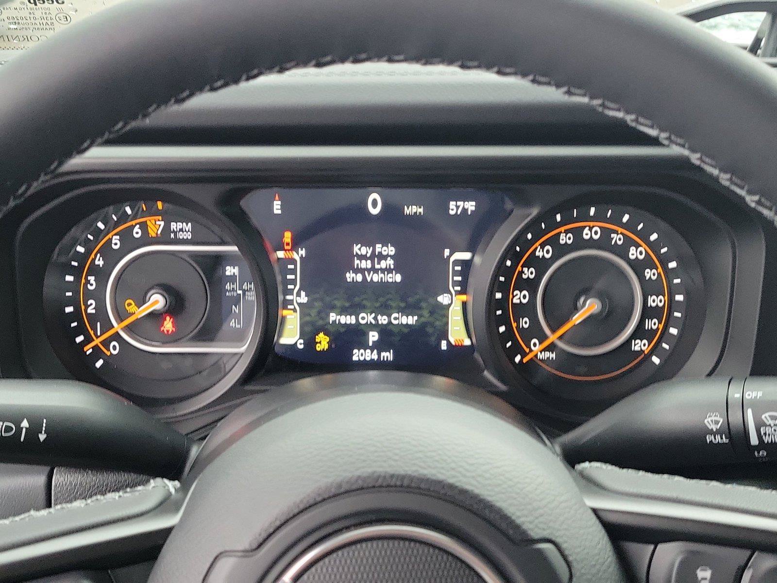 Used 2026 Jeep Gladiator Rubicon AWD/4WD image 24