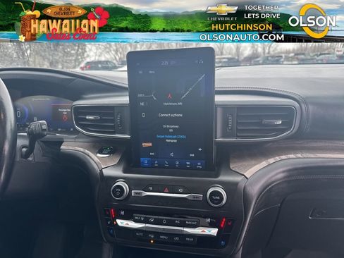 Used 2020 Ford Explorer Platinum w/ Premium Technology Package image 38