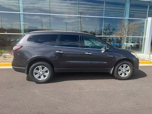 Used 2013 Chevrolet Traverse LT FWD image 13