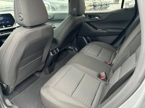 New 2027 Chevrolet Equinox LT AWD/4WD image 3