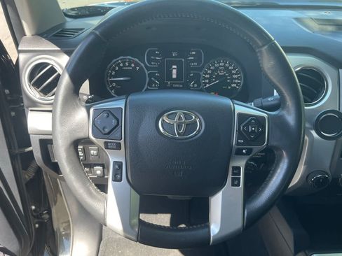 Used 2018 Toyota Tundra Platinum AWD/4WD image 12