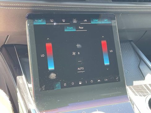 Certified 2025 Cadillac Escalade Sport AWD/4WD image 36