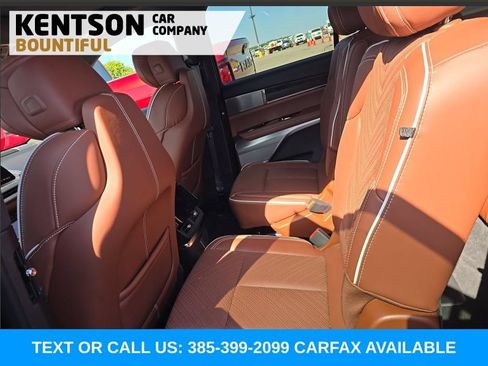 Used 2026 Cadillac Vistiq Platinum AWD/4WD image 10