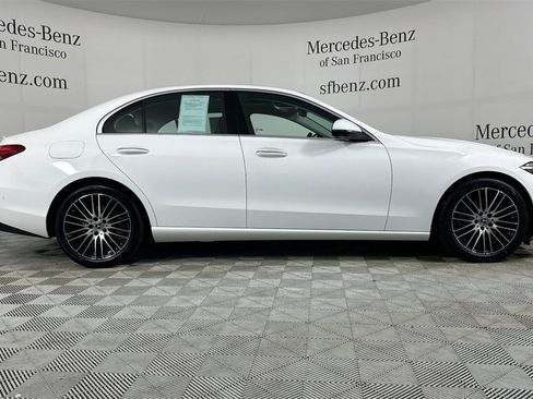 Used 2023 Mercedes-Benz C 300 Sedan image 3