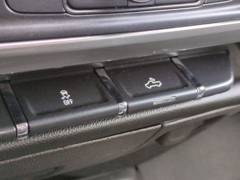 Used 2017 Chevrolet Silverado 1500 LT w/ Texas Edition image 29