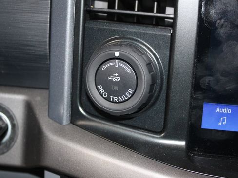 Used 2024 Ford F150 XLT w/ FX4 Off-Road Package image 29