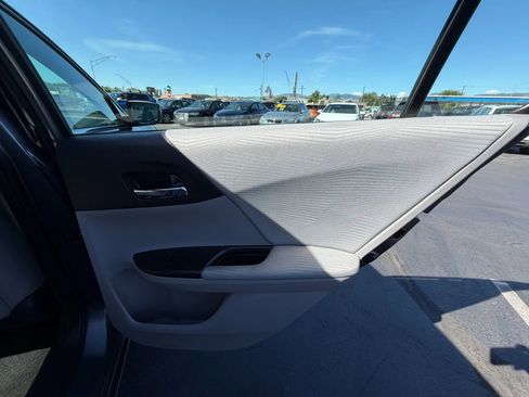 Used 2017 Honda Accord LX image 16