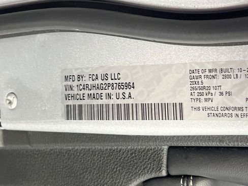 Used 2023 Jeep Grand Cherokee Altitude image 30