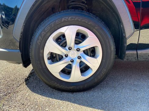Used 2020 Toyota RAV4 LE w/ All Weather Liner Package FWD image 15