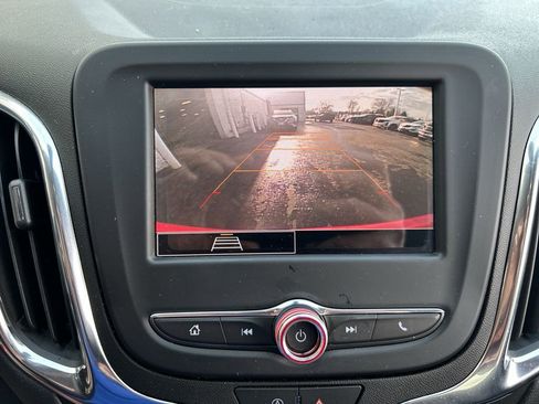 Used 2024 Chevrolet Equinox LT image 14