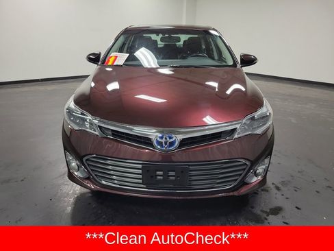Used 2015 Toyota Avalon Limited image 2