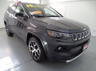 Certified 2024 Jeep Compass Limited image 1