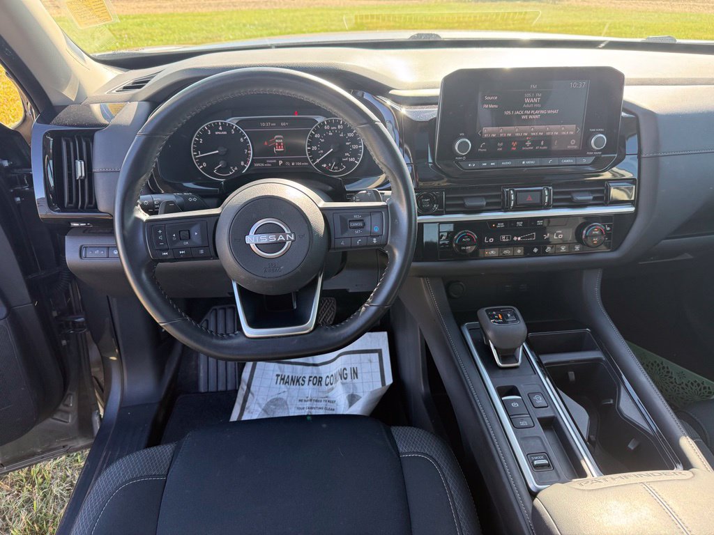 Certified 2025 Nissan Pathfinder SV w/ SV Premium Package FWD image 12