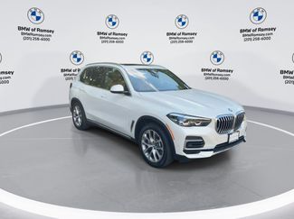 Used 2023 BMW X5 xDrive40i w/ Premium Package AWD/4WD video 2