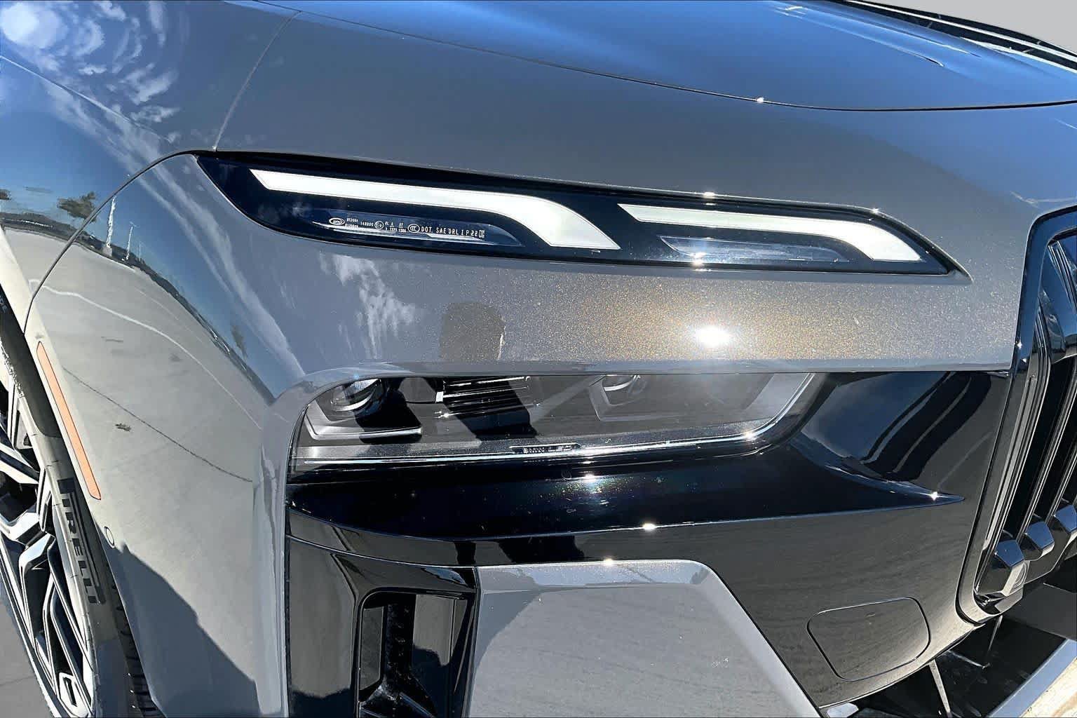 Used 2023 BMW i7 xDrive60 AWD/4WD image 26
