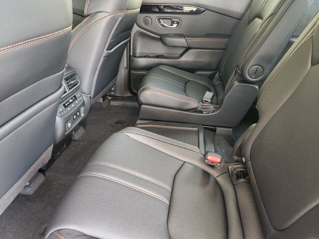 New 2026 Honda Pilot TrailSport image 19