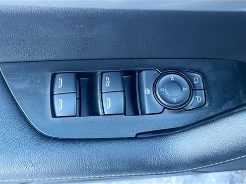 Used 2024 Chevrolet Blazer LT image 17